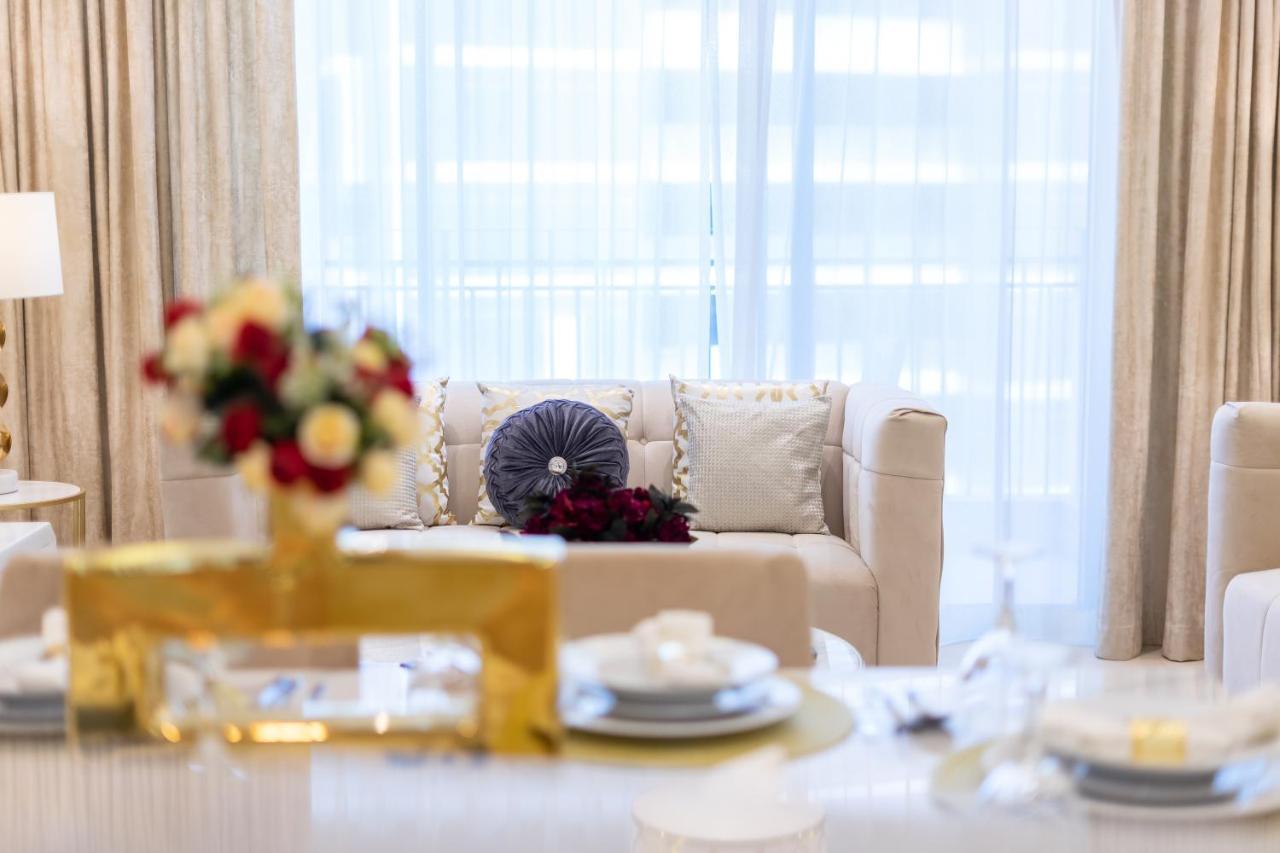 Westminster Standpoint Burj Khalifa Apartment Dubai Exterior photo