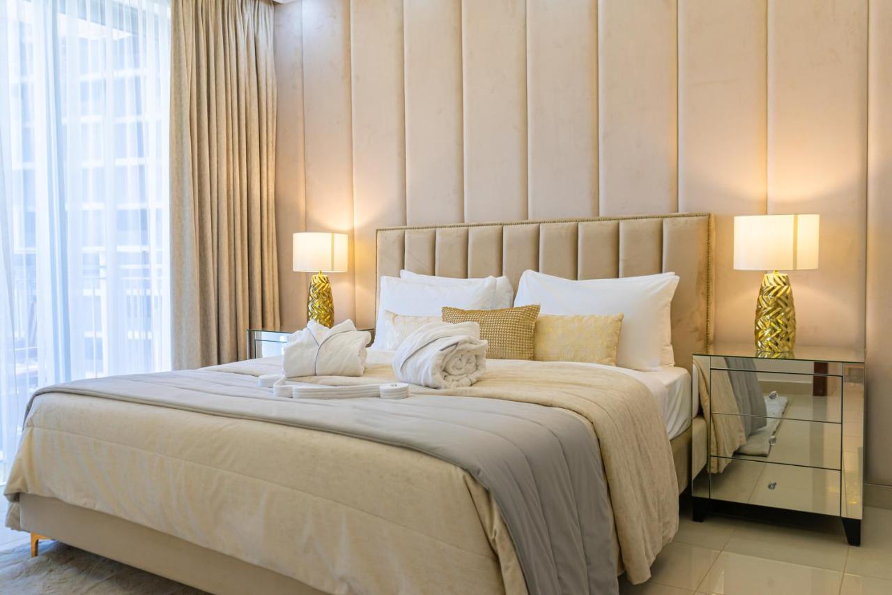 Westminster Standpoint Burj Khalifa Apartment Dubai Exterior photo