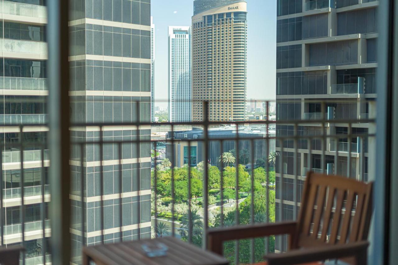 Westminster Standpoint Burj Khalifa Apartment Dubai Exterior photo