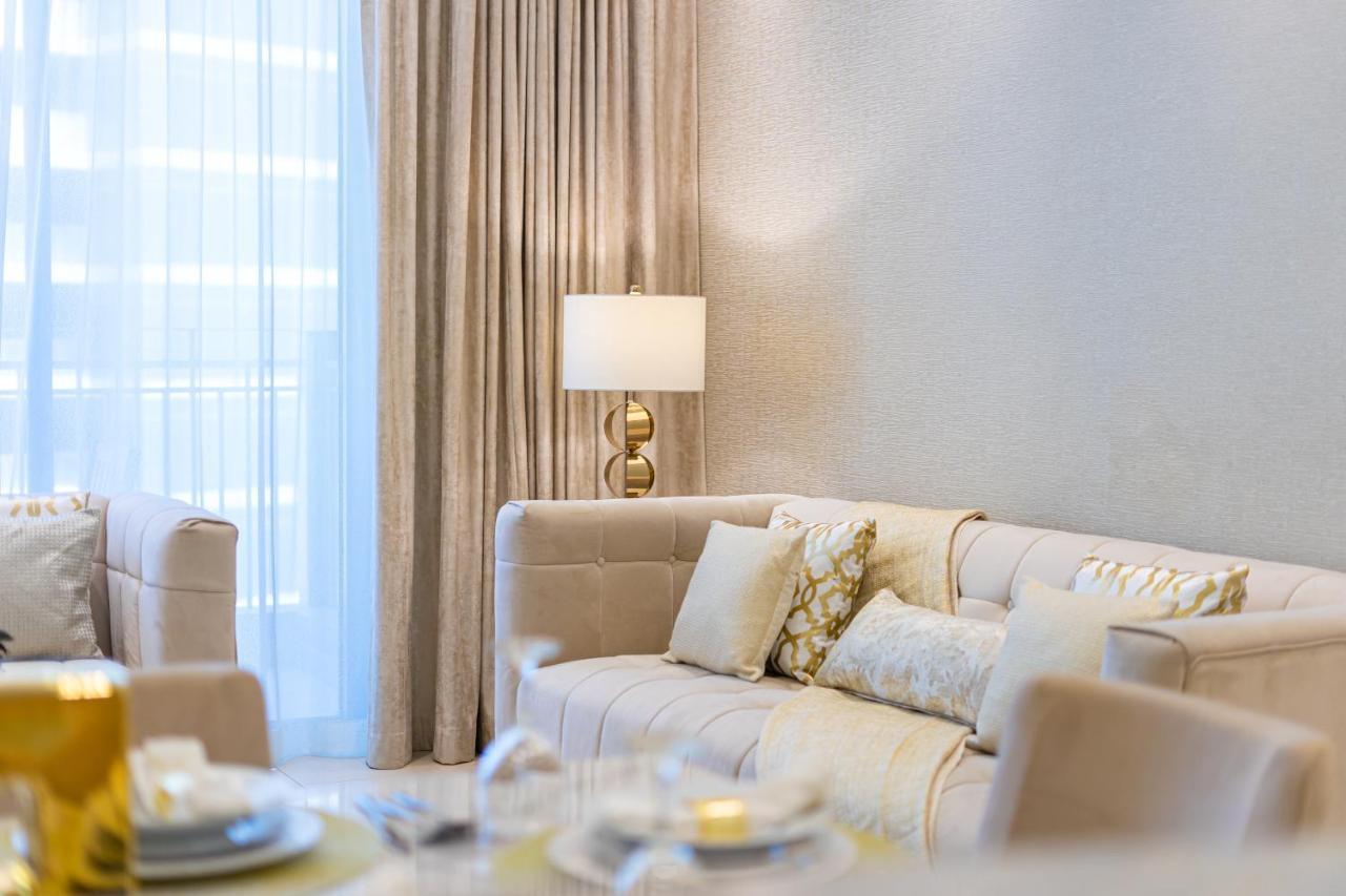 Westminster Standpoint Burj Khalifa Apartment Dubai Exterior photo