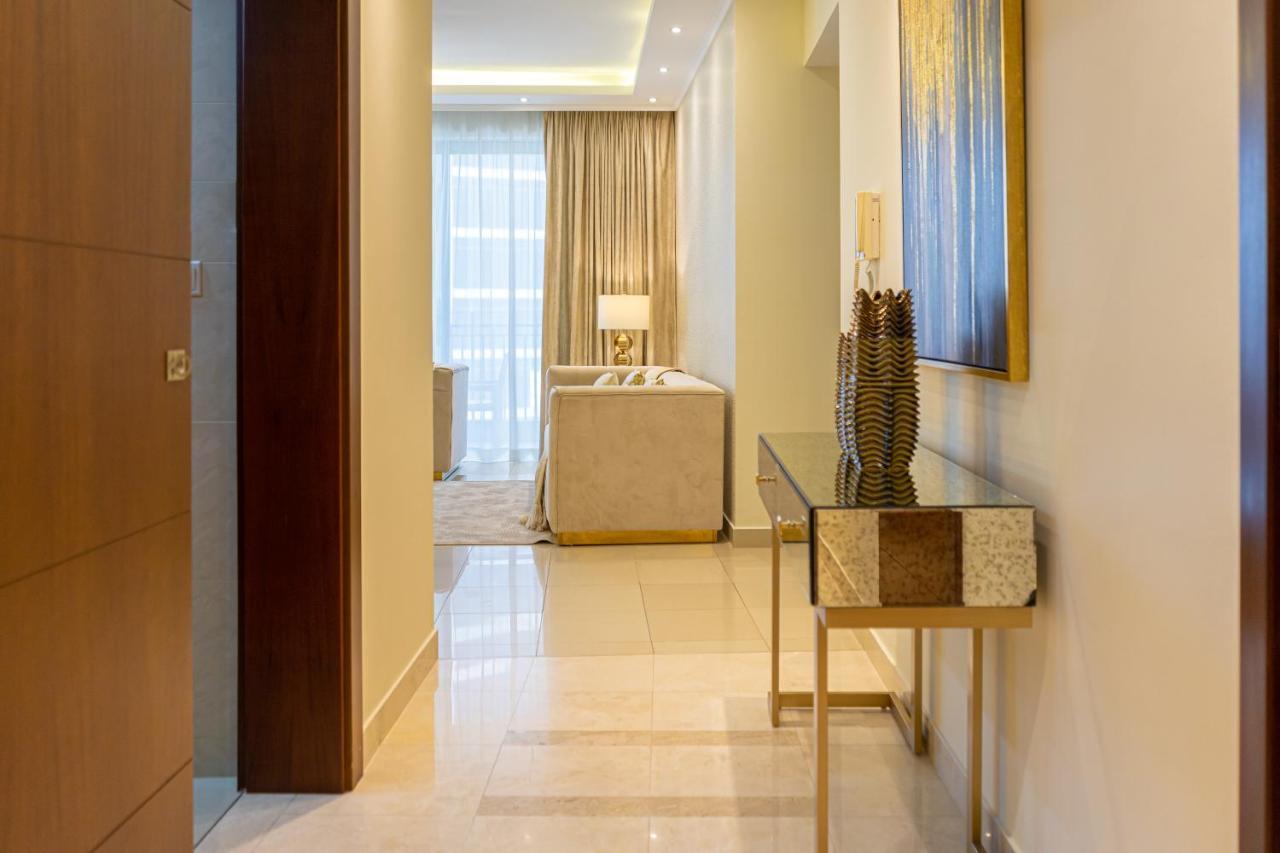 Westminster Standpoint Burj Khalifa Apartment Dubai Exterior photo